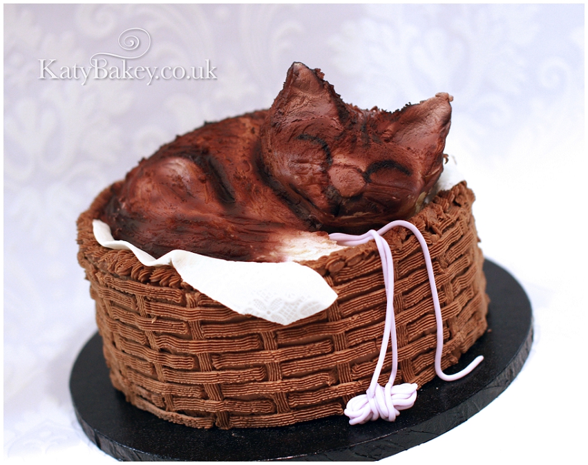 Bespoke Celebration and Wedding Cakes and classes Enfield